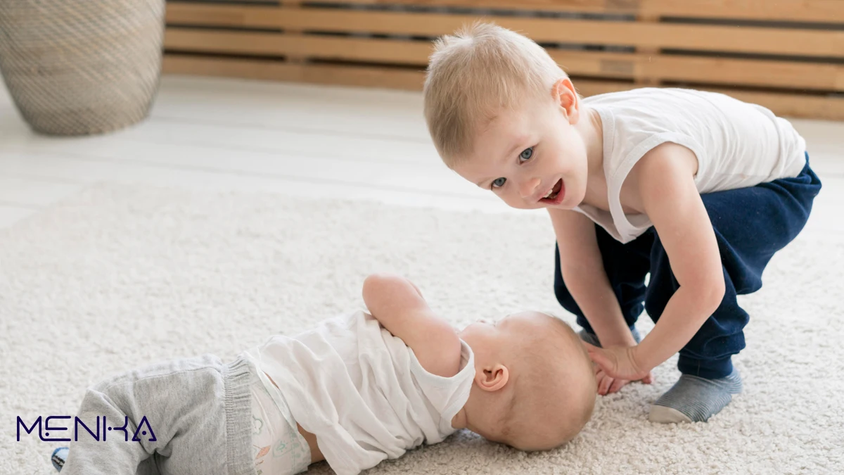 چرا آماده‌سازی فرزند اول برای تولد فرزند دوم ضروری است؟